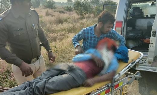 पटेवा: रेत लेकर जा रहे ट्रेक्टर से गिरकर युवक की मौत