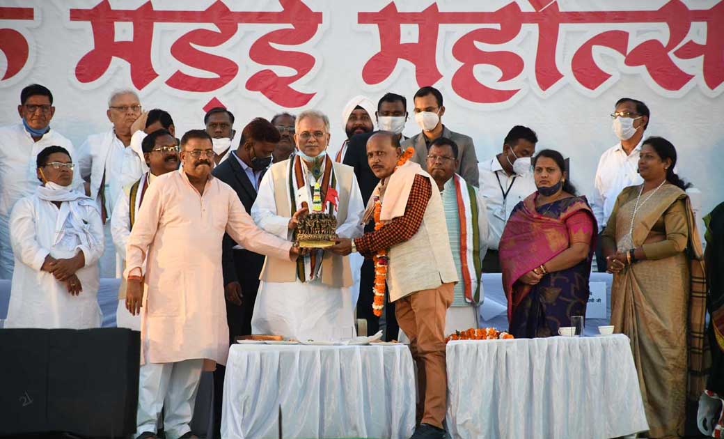  मुख्यमंत्री ने डोंगरगढ़ के लाल बहादुर नगर में लोक मड़ई एवं कृ... - CG Sandesh