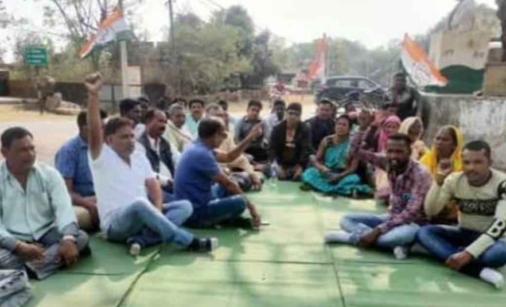 भाजपा सरकार के द्वारा कृषि से जुड़े गए कानूनों को मजदूरो के ... - CG Sandesh