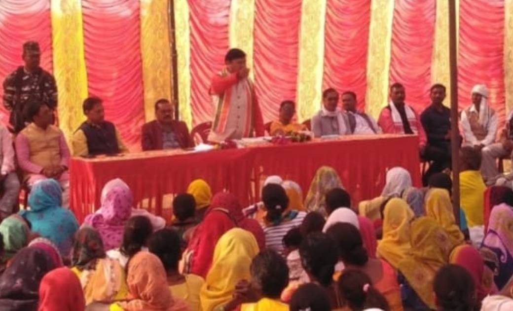जशपुर विधायक के द्वारा दुर्गा मंदिरभूमि पूजन किया गया - CG Sandesh