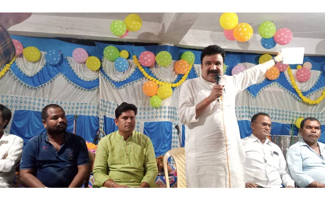 बागबाहरा : कोमाखान बोइरगांव में यादव सामाज के राधाकृष्ण मन्द... - CG Sandesh