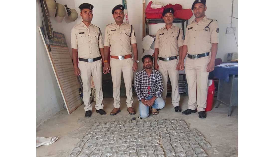  50 लीटर,  250 पाऊच जेब्रा छाप शराब को तस्करी करते  01 आरोपी गिरफ्तार