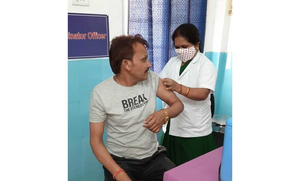 महासमुंद : कोविड वैक्सीनेशन में महासमुन्द जिला प्रथम स्थान प... - CG Sandesh