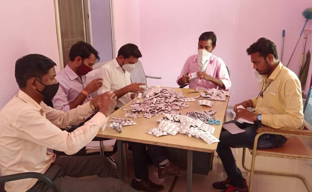बागबाहरा : होम आइसोलेशन में रह रहे कोविड पोसिटिव को निःशुल्क... - CG Sandesh