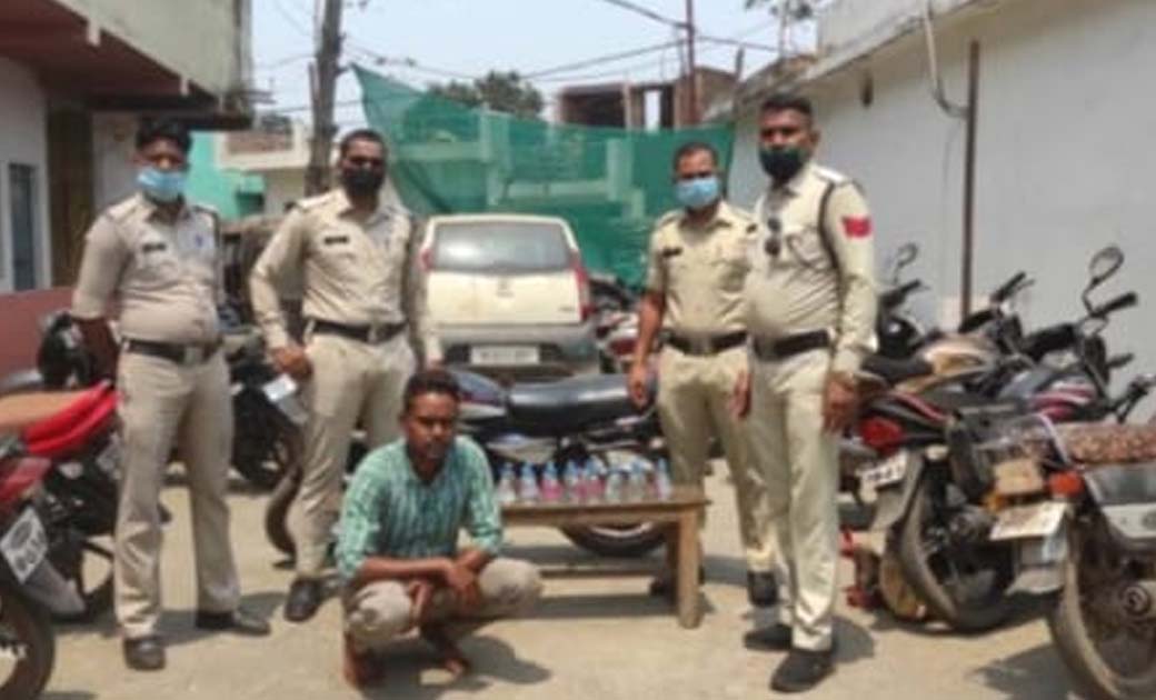 मोटर सायकल पर शराब परिवहन करते पकड़ा गया युवक, 39 पाव शराब व बाइक जप्त….