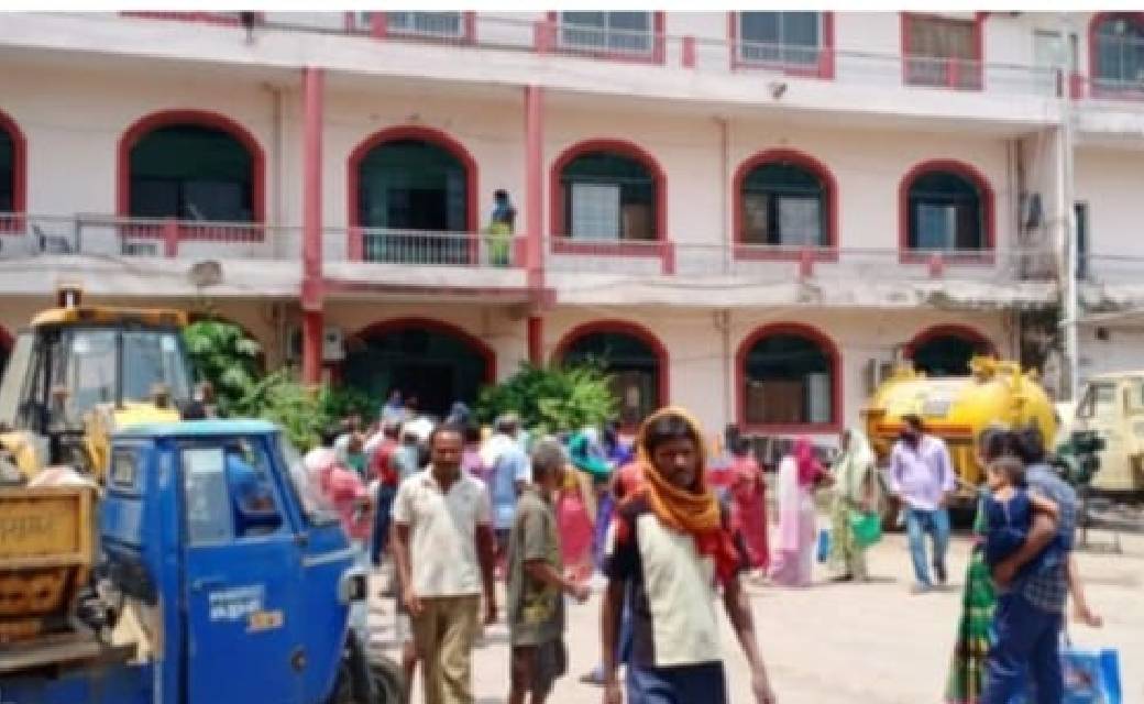 लाकडाउन में कोई भी भूखा नहीं रहेगा -कमिश्नर नगर निगम ने दिहाड़ी मजदूरों को वितरण किया सूखा राशन...