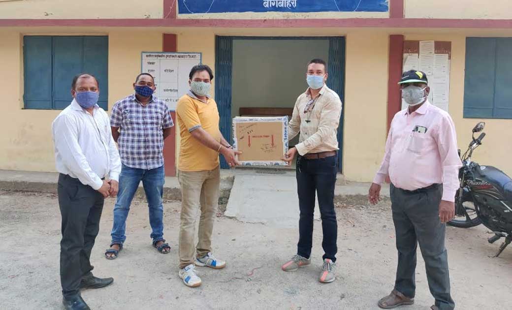 साहू समाज के द्वारा कोविड केयर सेंटर बागबाहरा के लिए 200 एंट... - CG Sandesh