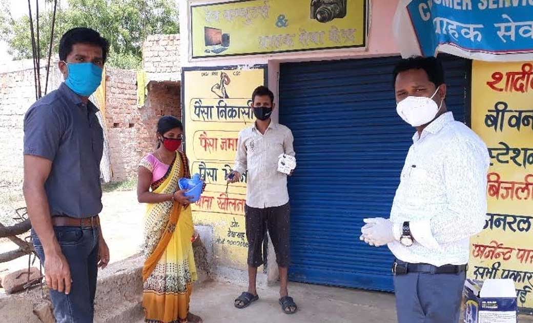 महासमुंद : आंगनबाड़ी कार्यकर्ताओं द्वारा कोविड टीकाकरण कराने ... - CG Sandesh