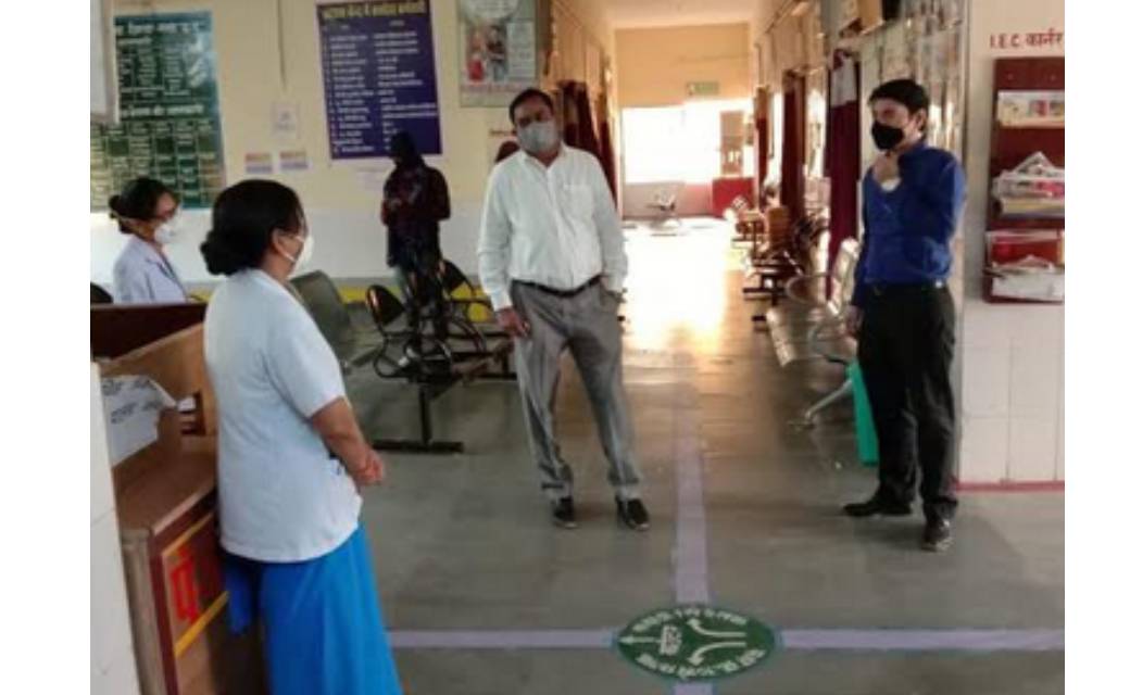 महासमुंद : कलेक्टर सिंह ने होम आइसोलेशन मे रह रहे लोगो से उन... - CG Sandesh