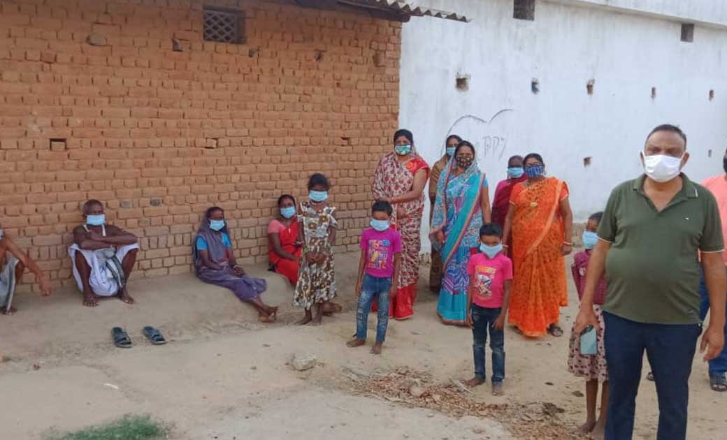 बागबाहरा : केंद्र सरकार की 7 वर्ष पूरे होने पर, भाजपाई चला  रहे सेवा ही संगठन अभियान