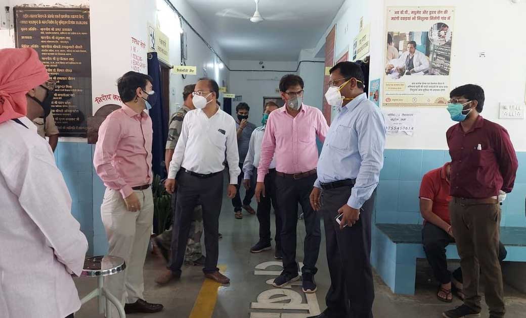 महासमुंद : वैक्सीनेशन से घबराएं नहीं, जिले में लगभग ढाई लाख ... - CG Sandesh