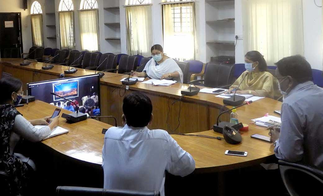 महासमुंद : कलेक्टर सिंह ने की कोविड कार्यों की समीक्षा, कहा ... - CG Sandesh