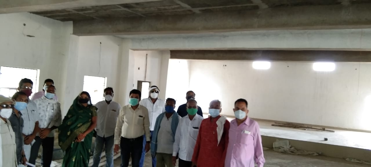 नगर पालिका में बन रहे कल्चरल हॉल का निरीक्षण करने पहुंचे संसदीय सचिव