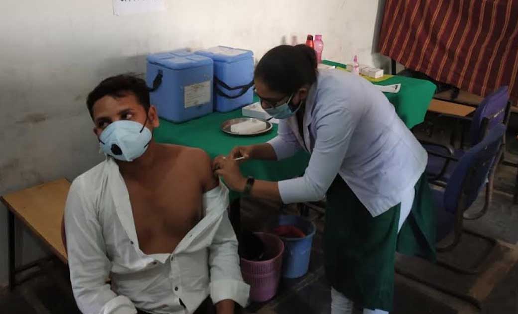 महासमुंद : जिले के प्रभारी मंत्री लखमा ने वीडियों काॅलिंग के... - CG Sandesh