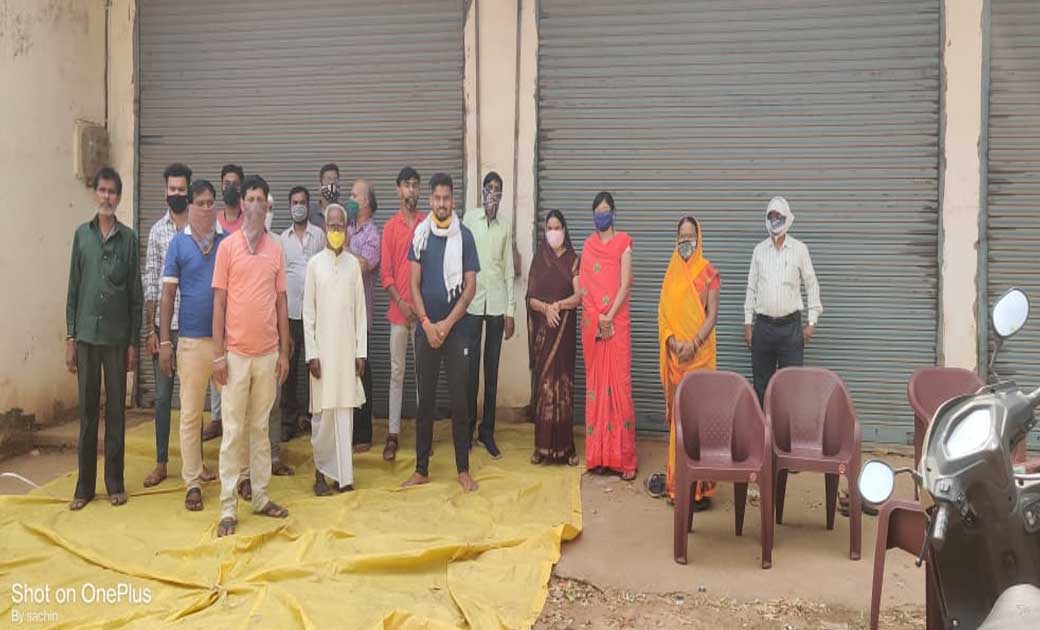 अंग्रेजी शराब दुकान को अन्यत्र स्थान्तरण नही किया तो होगा उग... - CG Sandesh