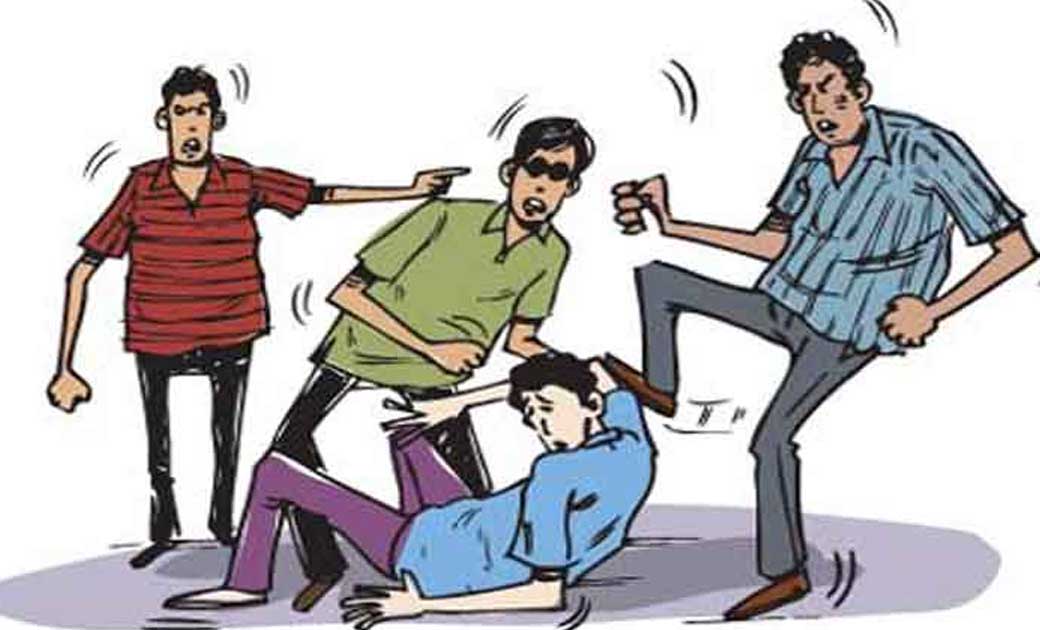 खल्लारी : पुरानी रंजिश को लेकर तीन लोगो ने मिलकर कर दी पिटाई... - CG Sandesh