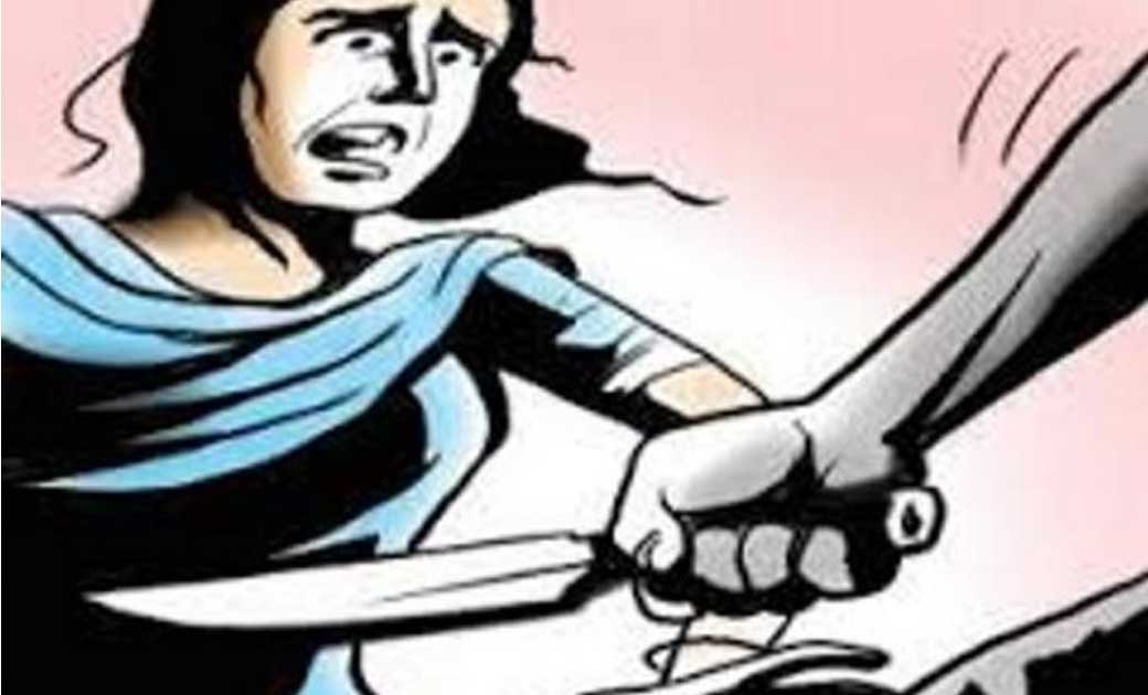 कांकेर : पुरानी बातों को लेकर पत्नी पर चाकू से हमला, अश्लील गाली गलौच कर दी जान से मारने की धमकी.