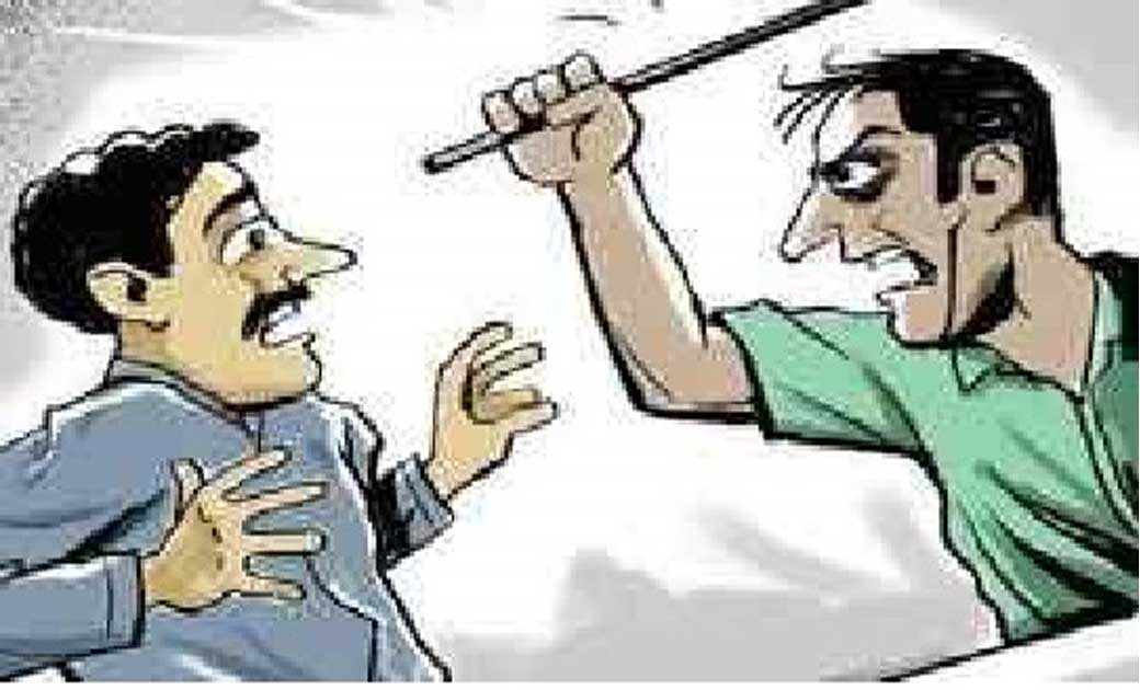 बसना : मिट्टी को मेरे खेत तरफ क्यों डाला है कहकर मारपीट, माम... - CG Sandesh