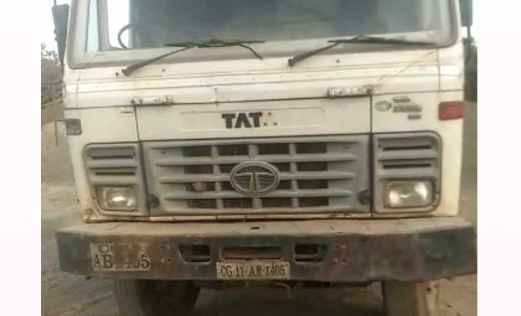 अज्ञात व्यक्ति ने किया क्रेशर प्लांट के सामने खड़ी हाईवा की चोरी...अज्ञात आरोपी के ख़िलाफ़ पुलिस ने किया मामला दर्ज...