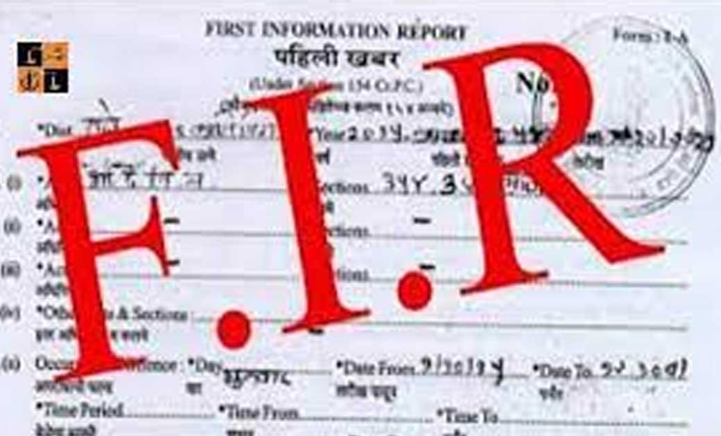 ट्रक चालक की लापरवाही से मोटरसायकल सवार तीन लोग अस्पताल में भर्ती.