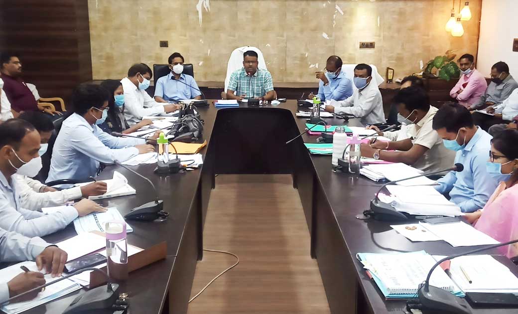 पेयजल स्रोतों का क्लोरिन व ब्लीचिंग पाउडर से शुद्धीकरण करें : कलेक्टर