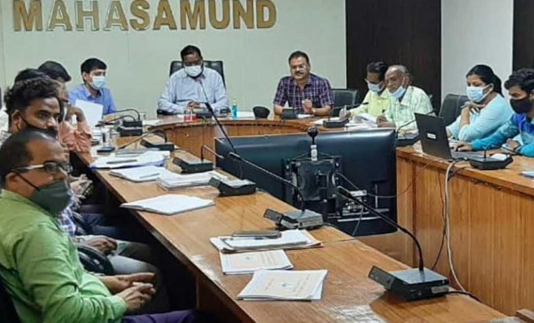महासमुंद : कलेक्टर ने कृषि से जुड़े विभागों के ज़िला स्तरीय ... - CG Sandesh