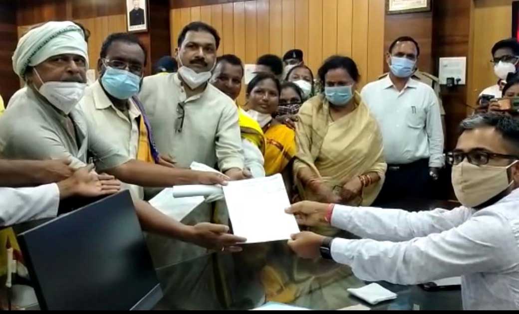 नेमावर हत्याकांड के आरोपियों को सजा दिलाने की माँग को ले कर,... - CG Sandesh
