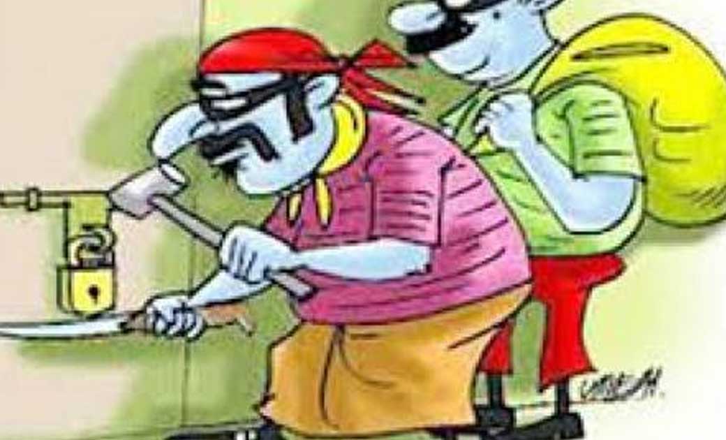 दल्लीराजहरा रोड़ पर स्थित मोबाइल दुकान से हुई चोरी.