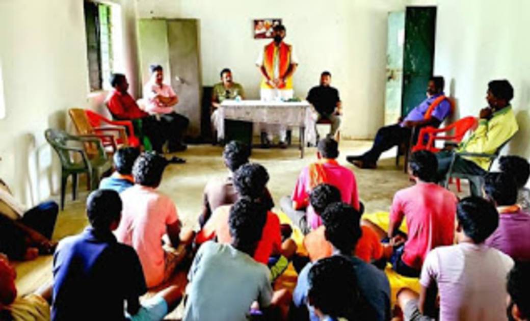 खटंगा में हुवे गौहत्या मामले के विरोध में हिंदू संगठन द्वारा... - CG Sandesh