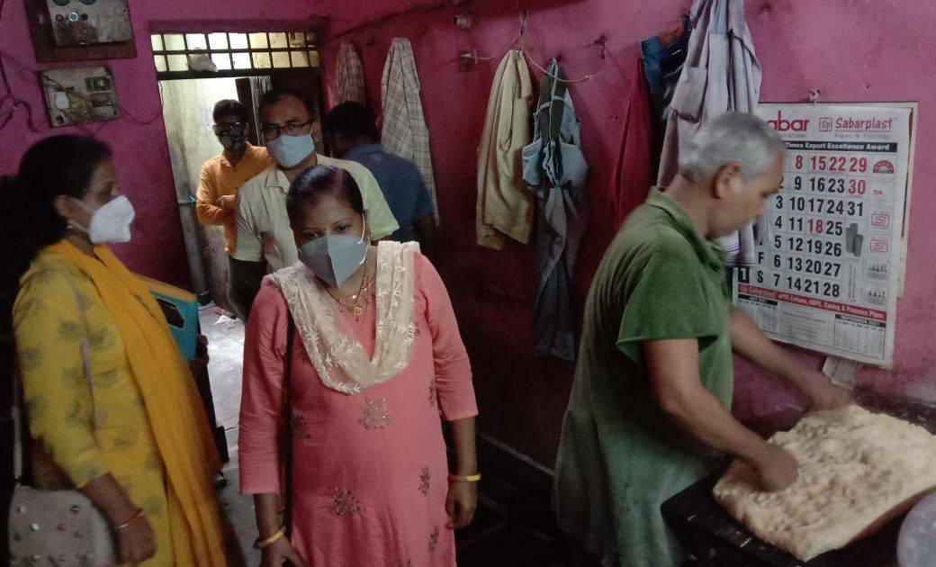 महासमुंद: बसना, सरायपाली सहित पुरे जिले की मिठाई दुकानों से ... - CG Sandesh
