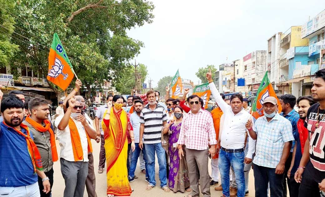 महासमुंद : तीसरी लहर की आशंका के बीच आगामी चुनाव की तैयारी म... - CG Sandesh