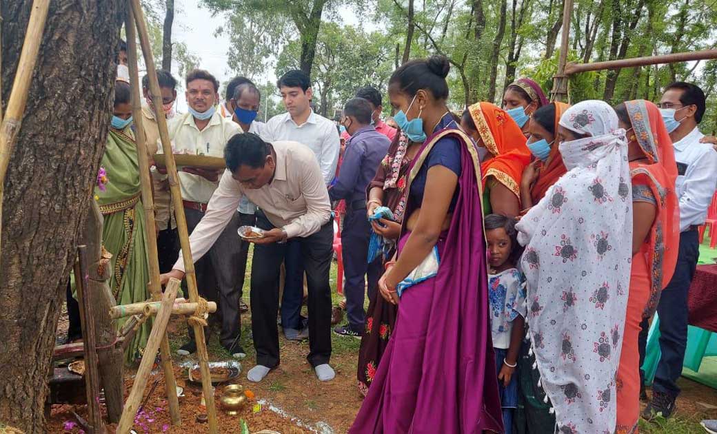 जिले में हर्षोल्लास से मनाया गया हरेली तिहार विधायक, जनप्रति... - CG Sandesh