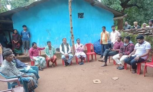 नारायणपुर विधायक शोकाकुल परिवार से मिले - CG Sandesh