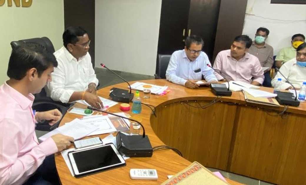 महासमुंद : कलेक्टर की अध्यक्षता में ई-श्रमिक जिला स्तरीय निग... - CG Sandesh