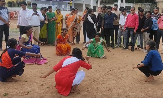 महासमुंद : शारीरिक और मानसिक विकास के लिए पारम्परिक खेल जरूर... - CG Sandesh