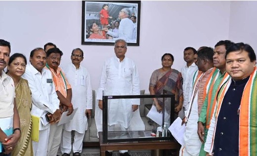 राज्य सरकार आदिवासियों को 32 प्रतिशत आरक्षण का लाभ दिलाने प्... - CG Sandesh