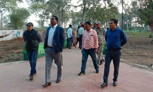 महासमुंद : अधिकारी चरणबद्ध तरीके से बतायें गए कार्यों को योज... - CG Sandesh