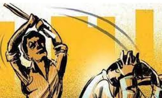 महासमुंद : मेरे भाई को शराब पिलाये हो कहकर डंडे से पिटाई - CG Sandesh