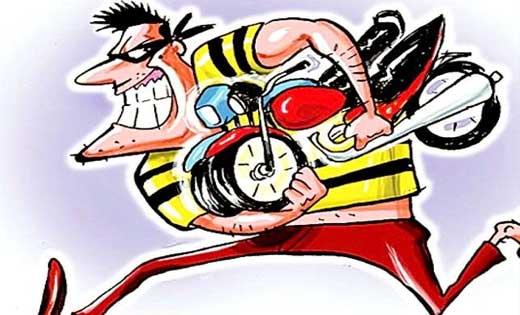 महासमुंद : स्कूल के सामने से स्कूटी चोरी, मामला दर्ज. - CG Sandesh