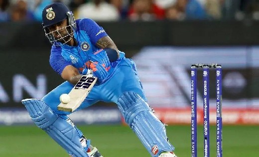 सूर्यकुमार की तूफानी पारी से भारत के पांच विकेट पर 186 रन - CG Sandesh