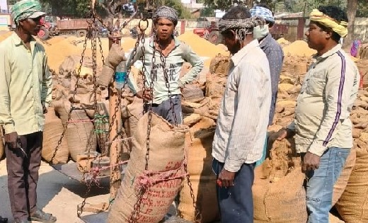 महासमुंद : अब तक 57 हज़ार से अधिक किसानों से 2 लाख 29 हजार 32... - CG Sandesh