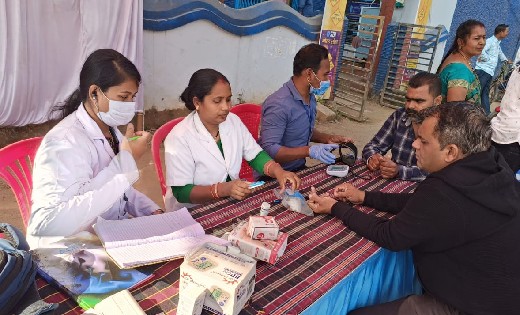 विश्व मधुमेह दिवस के अवसर पर 120 केंद्रों में हुई 3,294 लोगो... - CG Sandesh