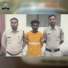 नाबालिक बालिका से दुष्कर्म करने वाला एक आरोपी चढ़ा पुलिस के ह... - CG Sandesh