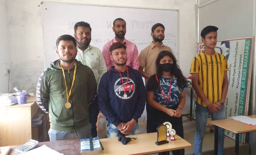 महासमुंद: एनएमएस क्लासेस के प्रांगण मे शहीद दिवस के उपलक्ष्य... - CG Sandesh