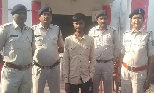  प्रेमी के कहने पर नाबालिक प्रेमिका ने ट्रेन के सामने कूद के... - CG Sandesh