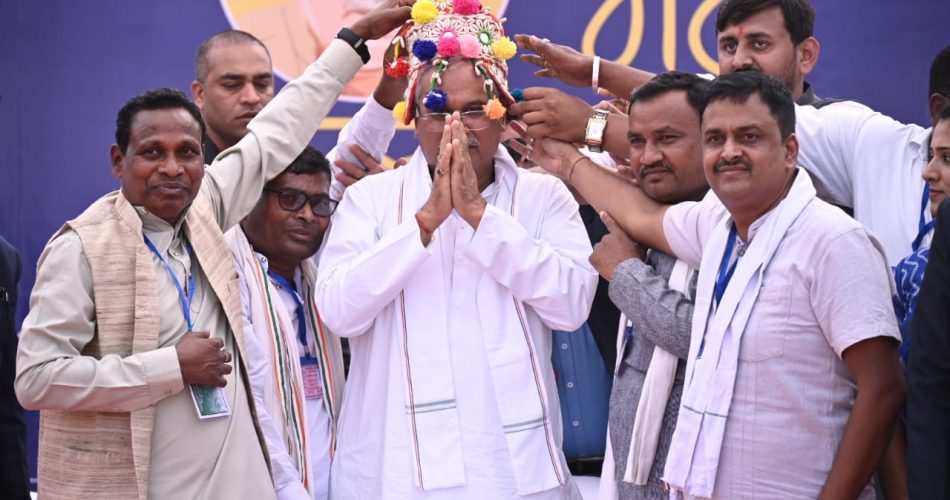 CM बघेल ने देवभोग में लघु वनोपज उत्पाद पार्क का शुभारंभ किया - CG Sandesh