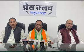 मकान से जब्त हुई 38 पेटी शराब, भाजपा बोली- आरक्षण पर गुमराह ... - CG Sandesh