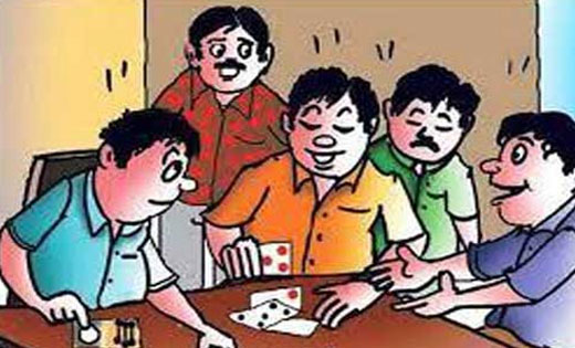 कोमाखान : काट पत्ती नामक जुआ खेलते 04 जुआरी गिरफ्तार. - CG Sandesh