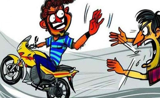 सिघोंड़ा	: साप्ताहीक बाजार से मोटर सायकल चोरी. - CG Sandesh