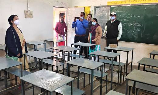 महासमुंद: छत्तीसगढ़ लोक सेवा आयोग की सदस्य डॉ. उइके ने परीक्... - CG Sandesh